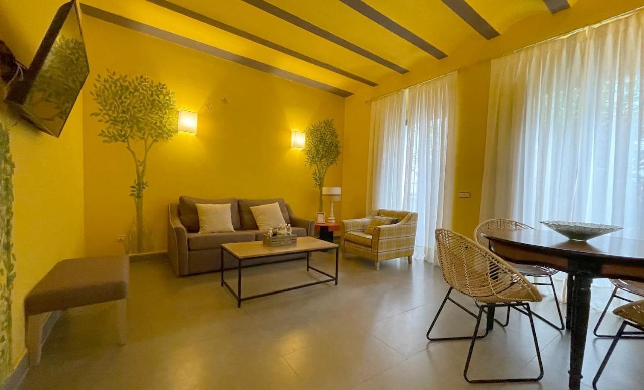 Ritual Sevilla Suites - Malaver 23 (Adults Only) Экстерьер фото