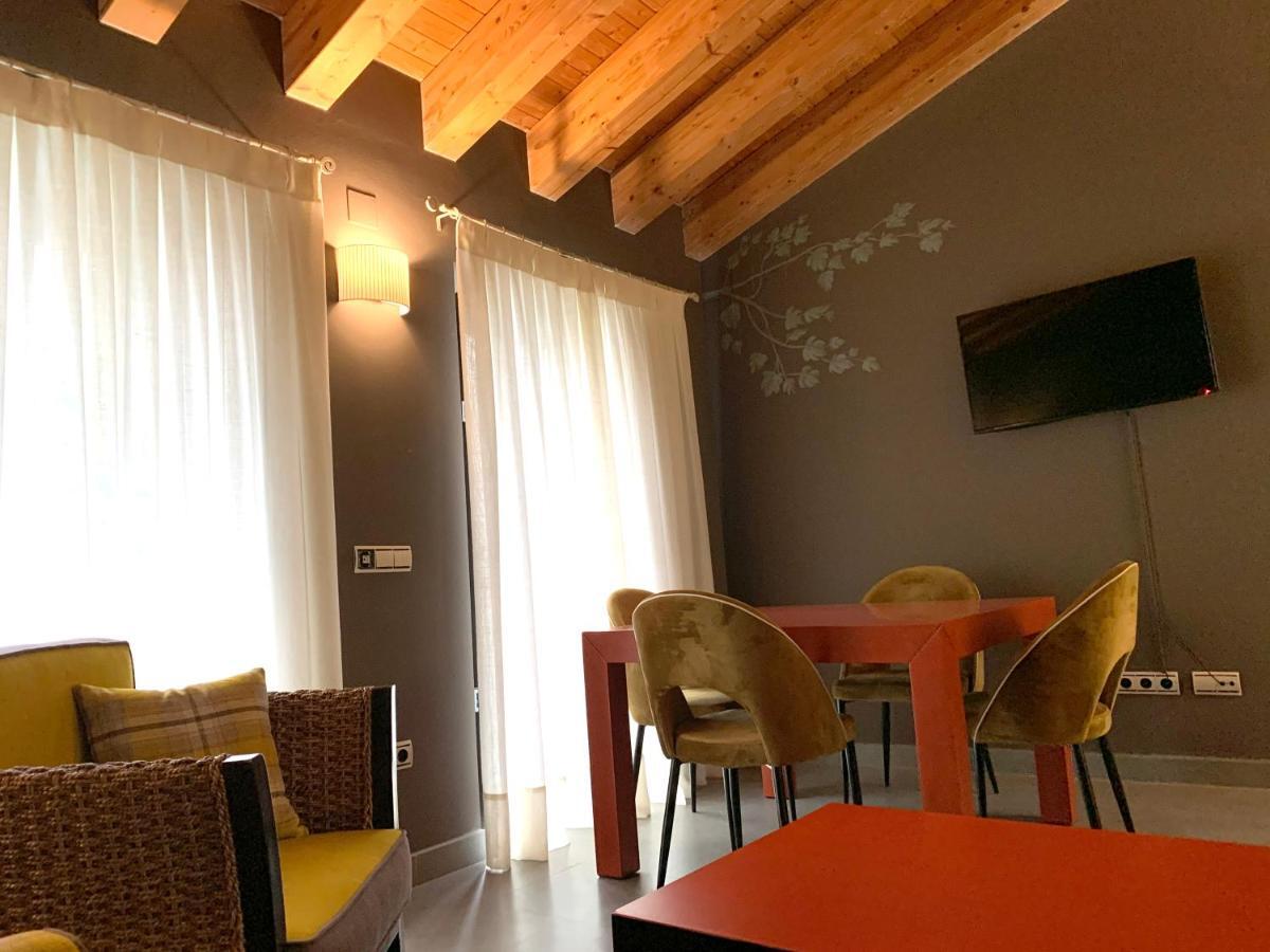 Ritual Sevilla Suites - Malaver 23 (Adults Only) Экстерьер фото
